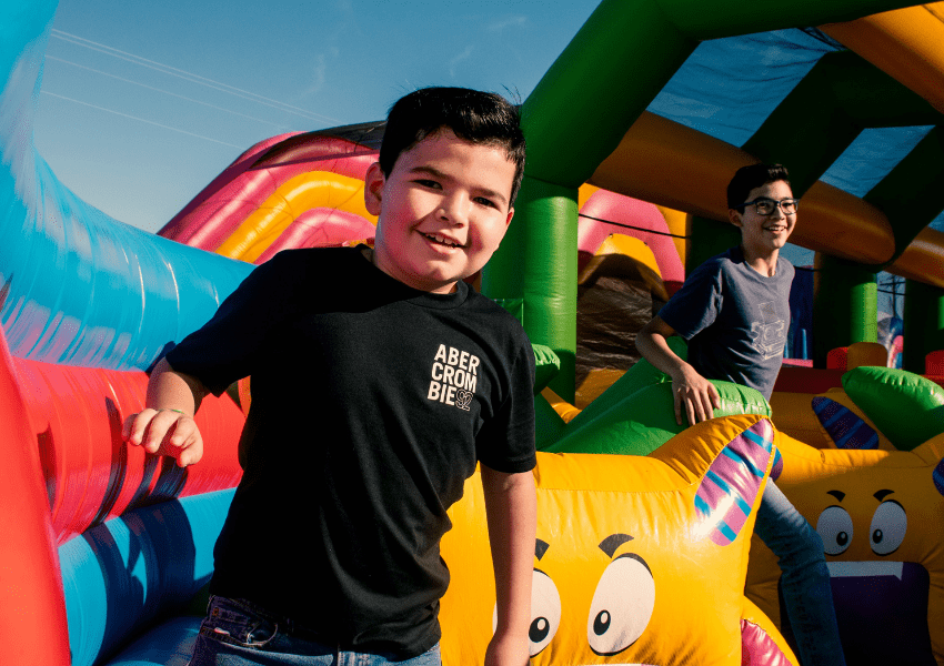 inflatable obstacle course Hudson